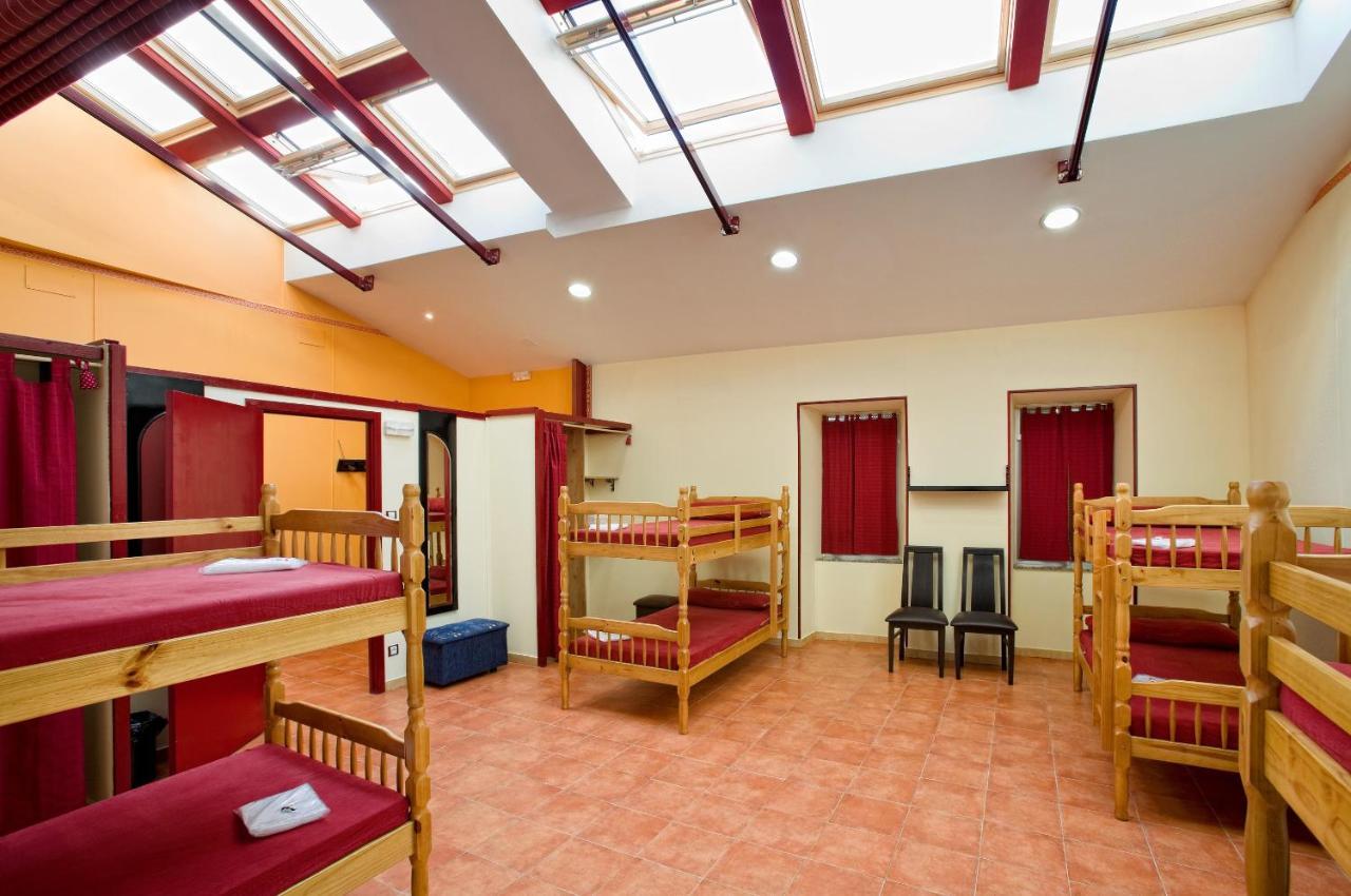 Albergue Via Lactea Arzua Luaran gambar